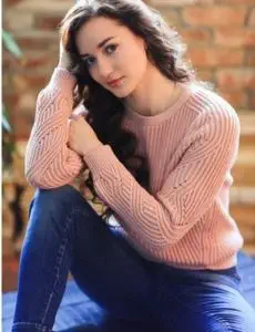 Elite escort service in Chandur Railway for home and hotel visits